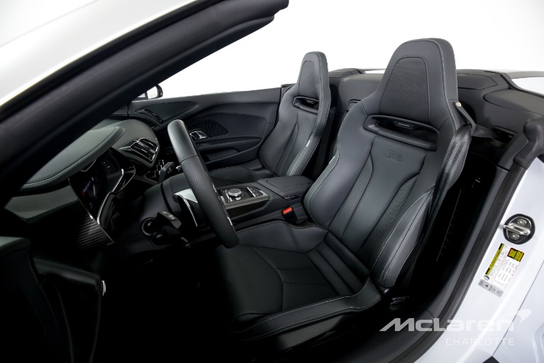 Used-2022-Audi-R8-52-V10-performance-Spyder