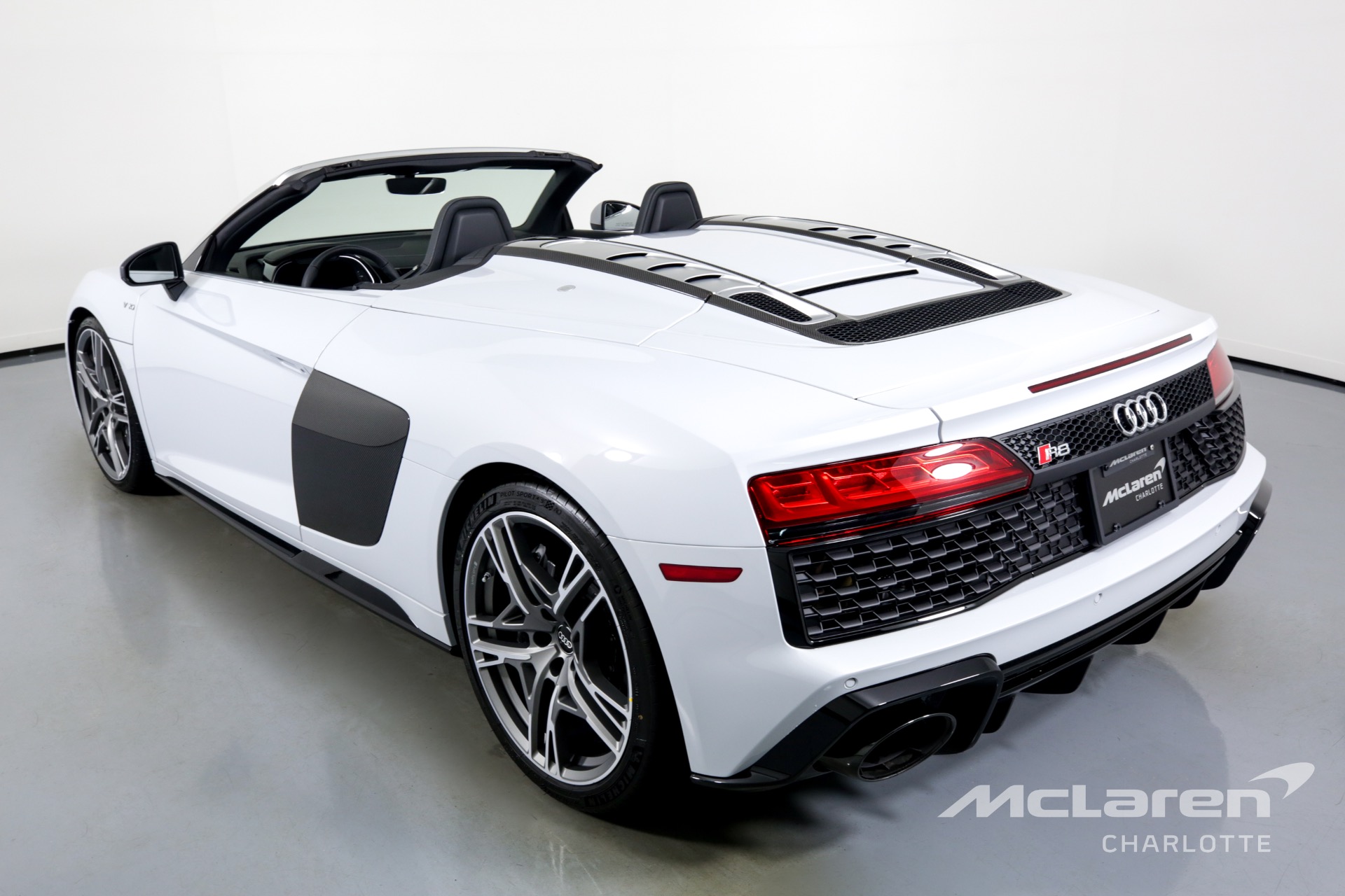 Used 2022 Audi R8 5.2 V10 performance Spyder | Charlotte, NC