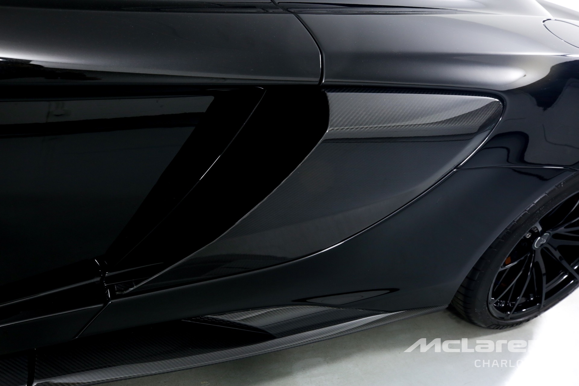 Used 2016 McLaren 675LT | Charlotte, NC
