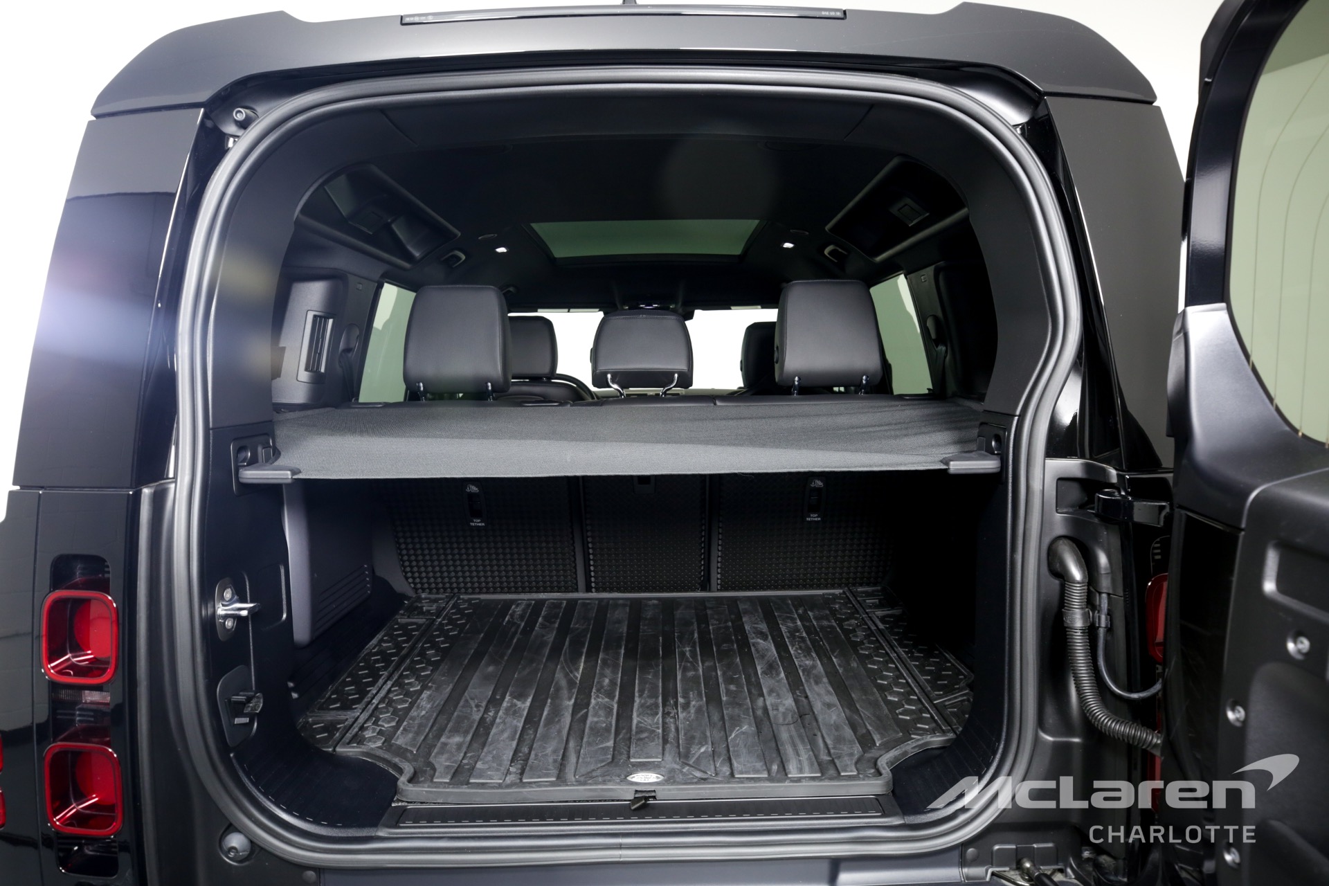 Used 2022 Land Rover Defender 110 X-Dynamic SE | Charlotte, NC