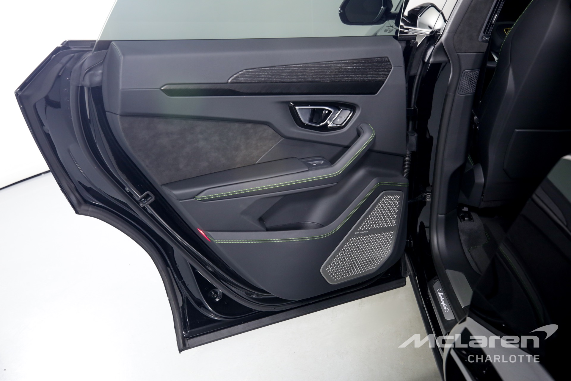 Used 2022 Lamborghini Urus | Charlotte, NC