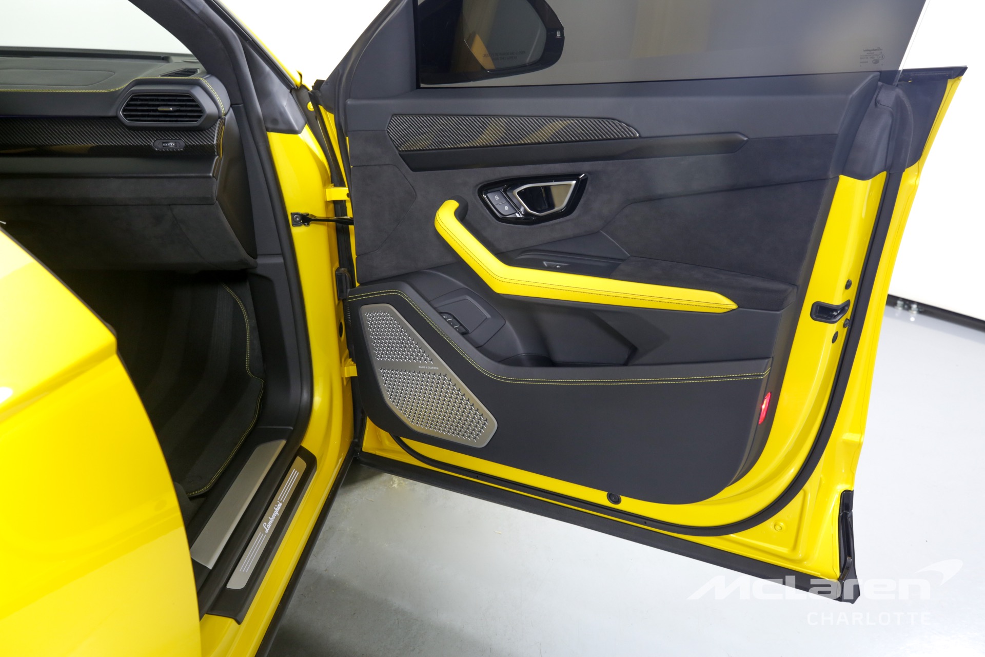 Used 2021 Lamborghini Urus | Charlotte, NC