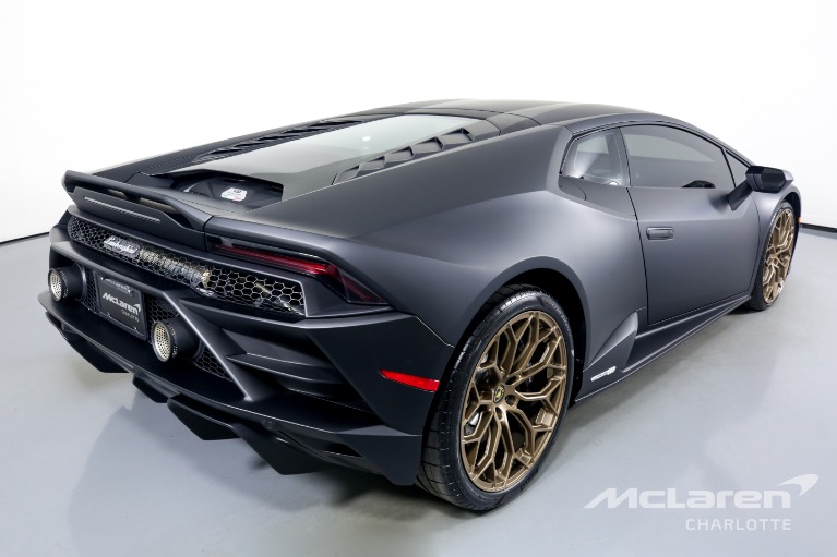 Used-2022-Lamborghini-Huracan-LP-610-4-EVO