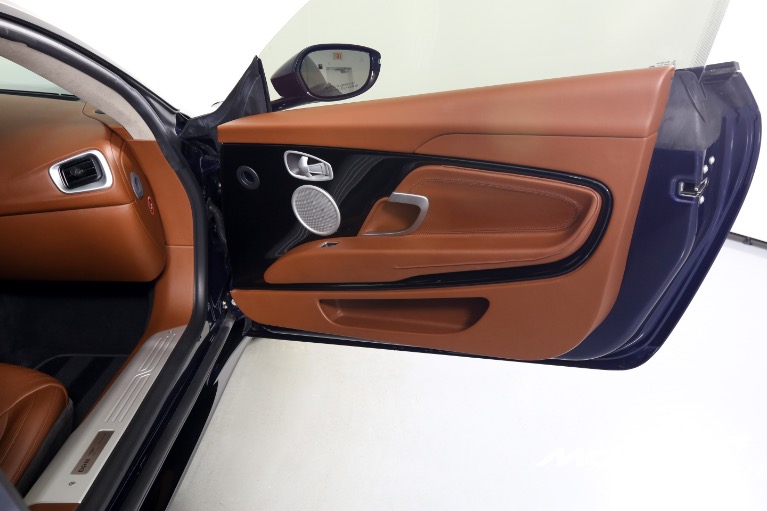 Used-2020-Aston-Martin-DB11-V8