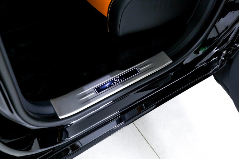 Used-2022-Rolls-Royce-Ghost-Black-Badge