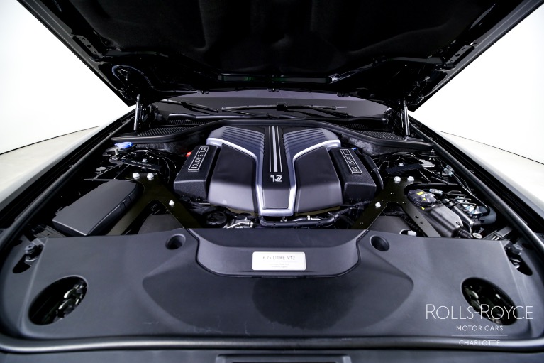 Used-2022-Rolls-Royce-Ghost-Black-Badge