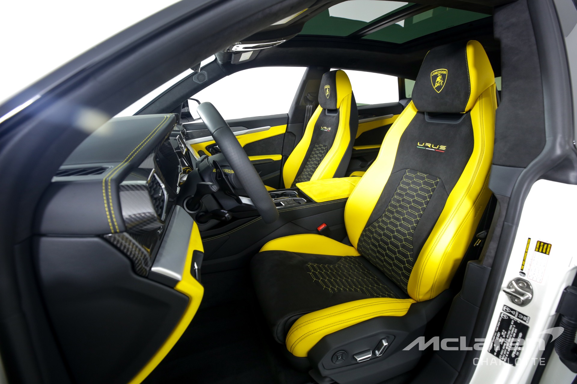Used 2022 Lamborghini Urus | Charlotte, NC