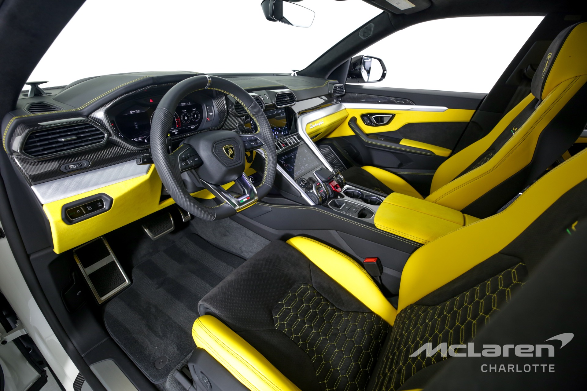 Used 2022 Lamborghini Urus | Charlotte, NC