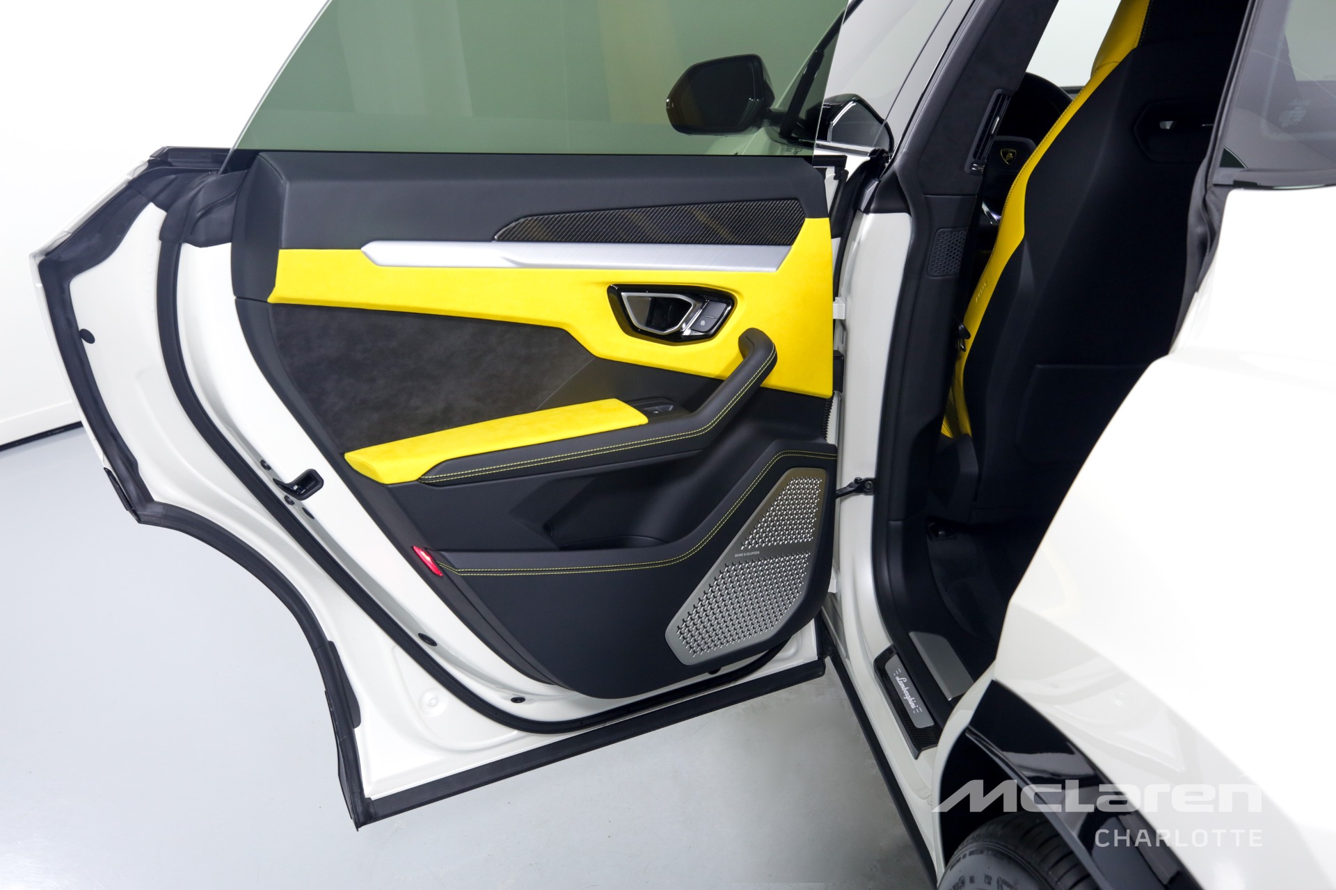 Used 2022 Lamborghini Urus | Charlotte, NC