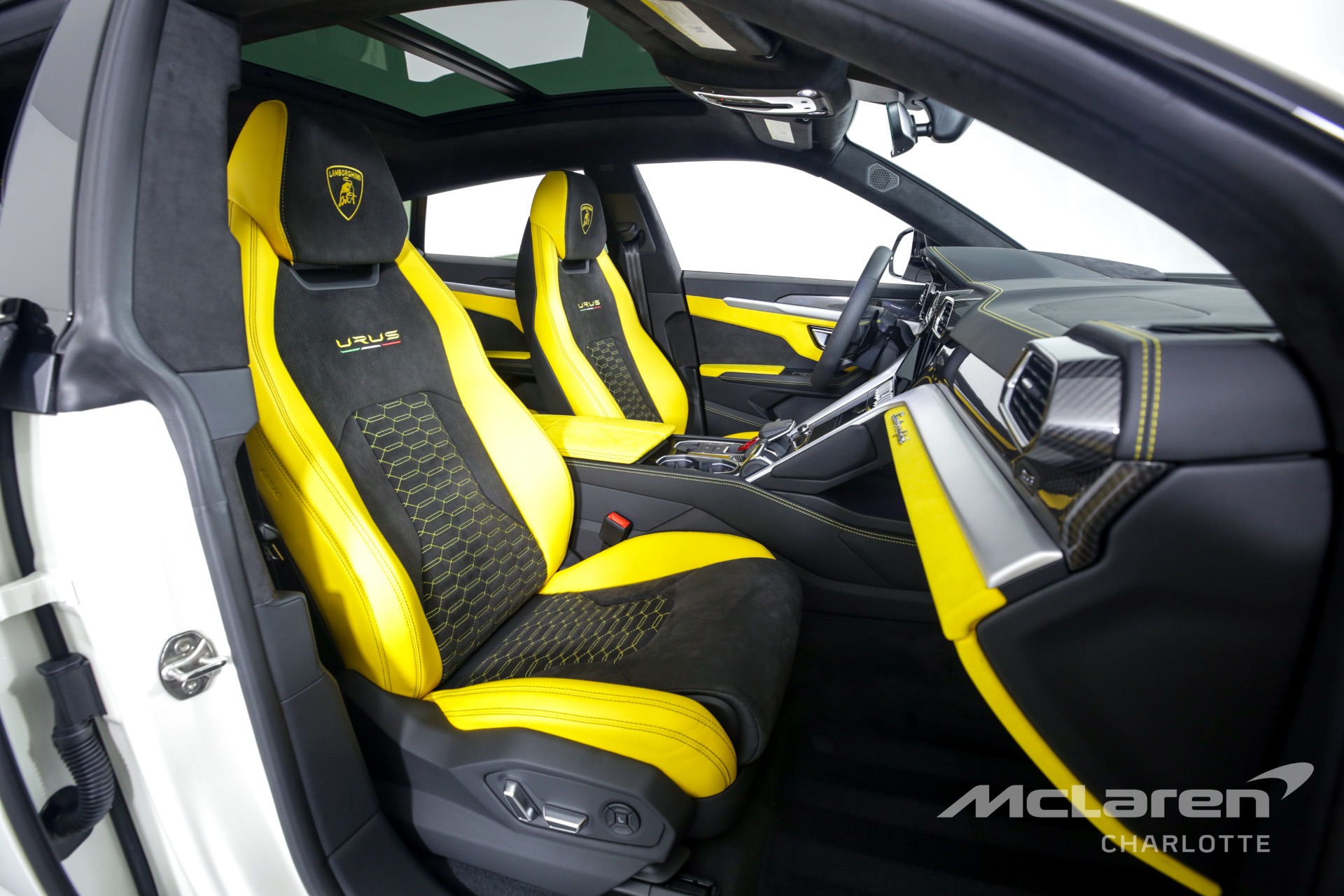 Used 2022 Lamborghini Urus | Charlotte, NC