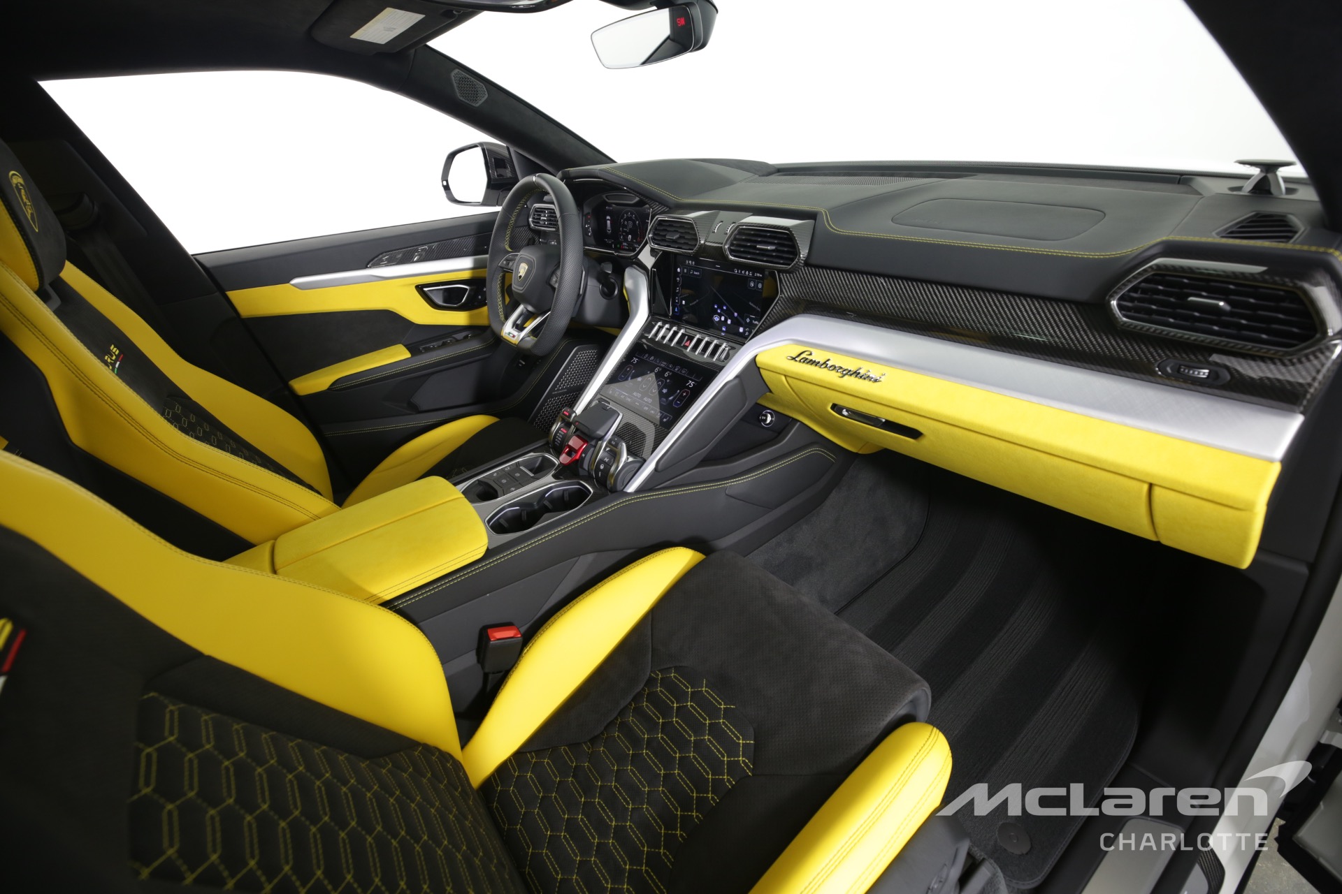 Used 2022 Lamborghini Urus | Charlotte, NC