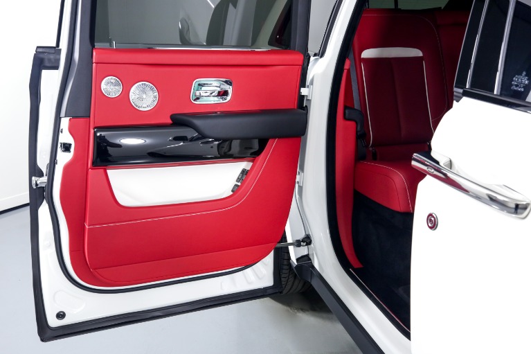 Used-2022-Rolls-Royce-Cullinan