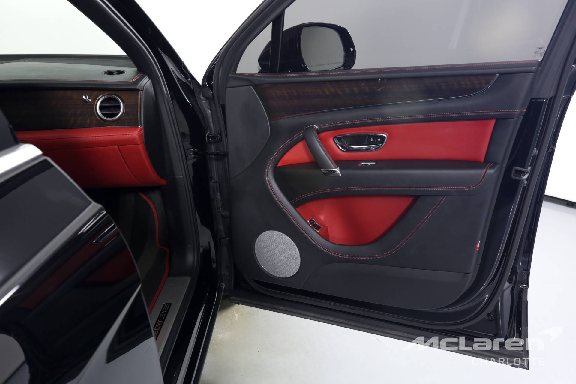 Used 2018 Bentley Bentayga Onyx Edition | Charlotte, NC