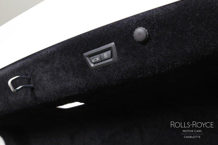 Used-2021-Rolls-Royce-Ghost