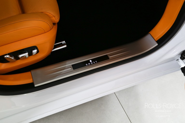 Used-2021-Rolls-Royce-Ghost