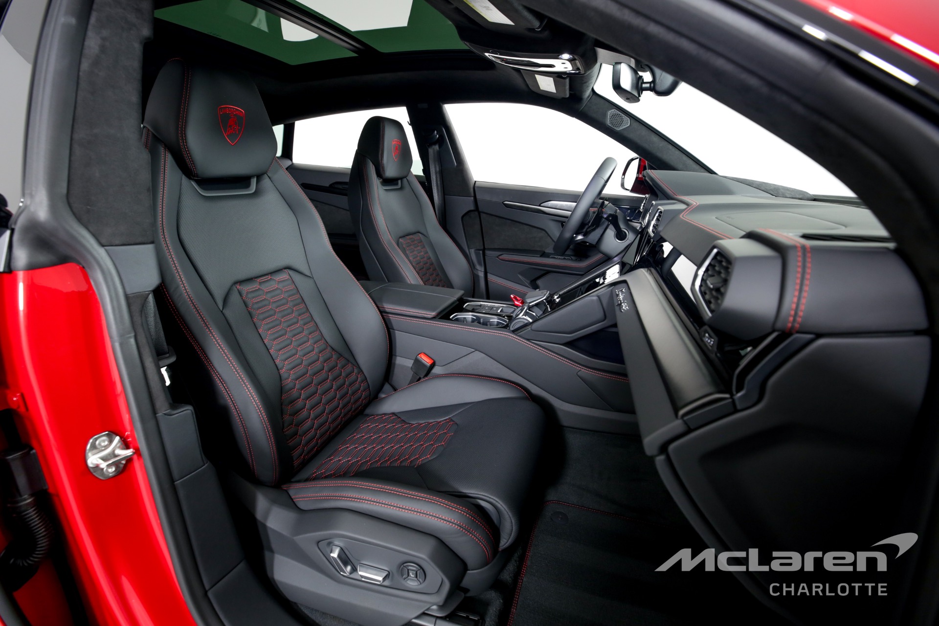 Used 2022 Lamborghini Urus | Charlotte, NC