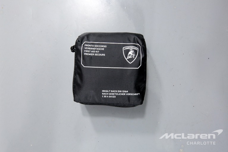 Used-2022-Lamborghini-Urus