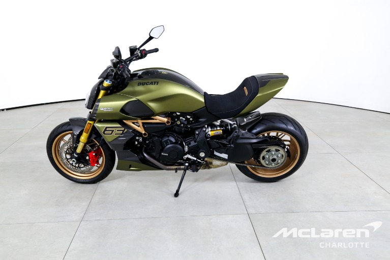 Used-2021-DUCATI-DIAVEL-1260-LAMBORGHINI