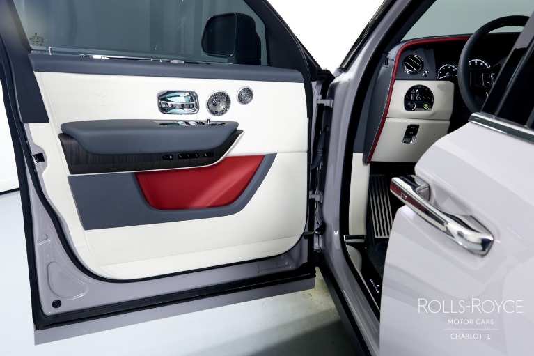Used-2021-Rolls-Royce-Cullinan