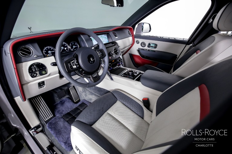 Used-2021-Rolls-Royce-Cullinan