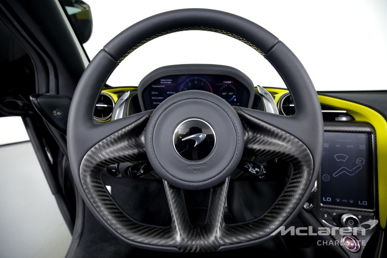 Used-2022-McLaren-720S-Spider-Performance
