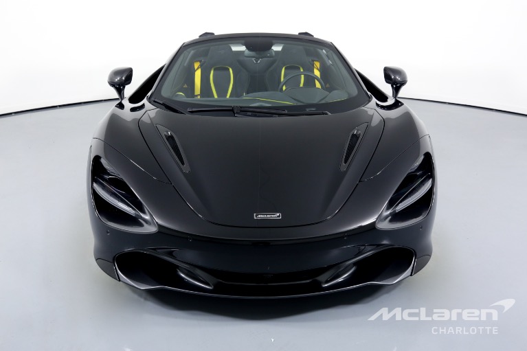 Used-2022-McLaren-720S-Spider-Performance