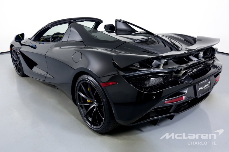 Used-2022-McLaren-720S-Spider-Performance