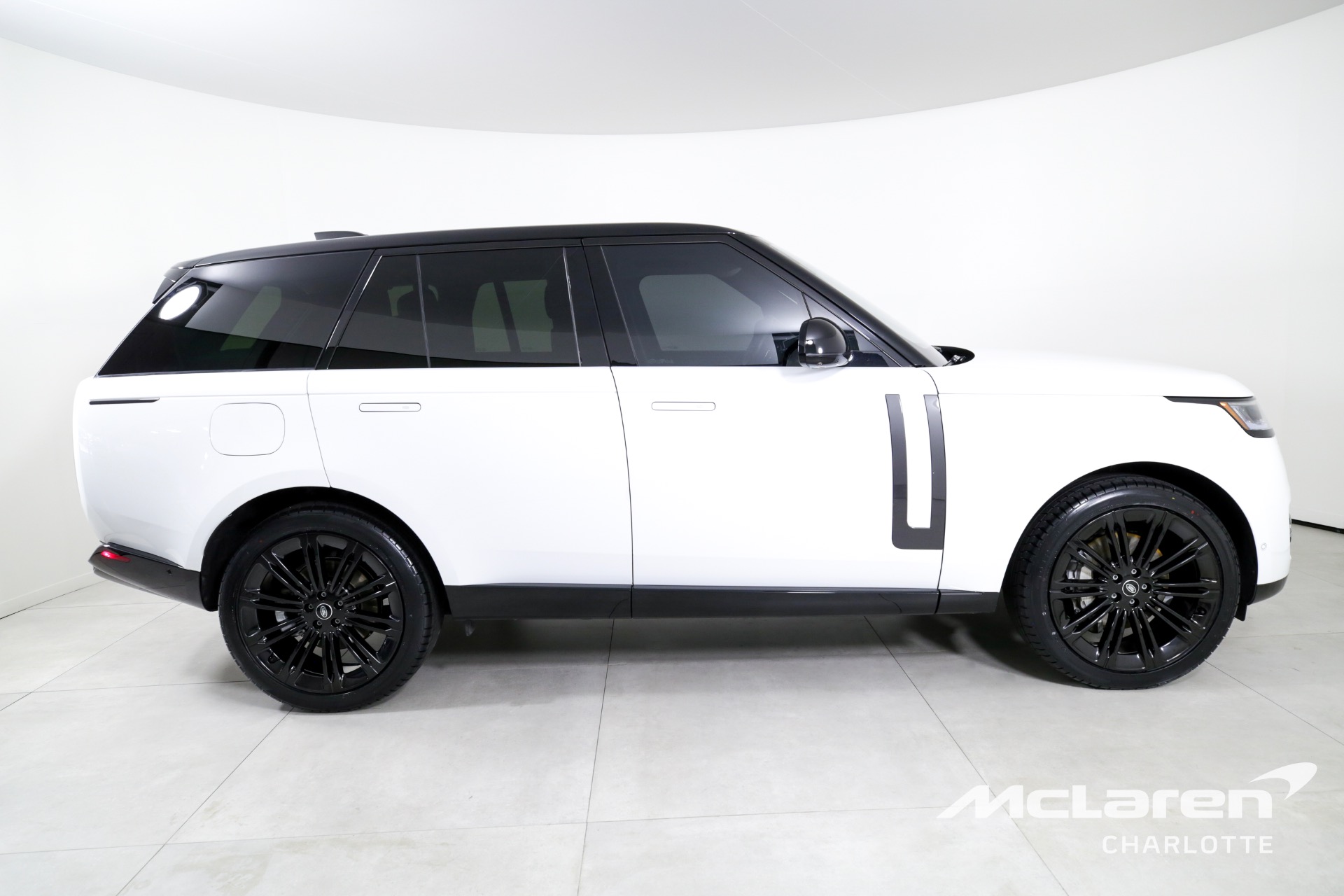 Used 2022 LAND ROVER RANGE ROVER P400 SE | Charlotte, NC
