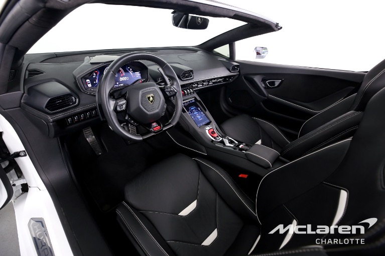 Used-2020-Lamborghini-Huracan-LP-640-4-EVO-Spyder