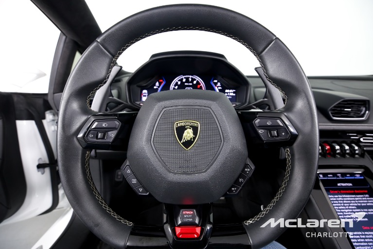 Used-2020-Lamborghini-Huracan-LP-640-4-EVO-Spyder