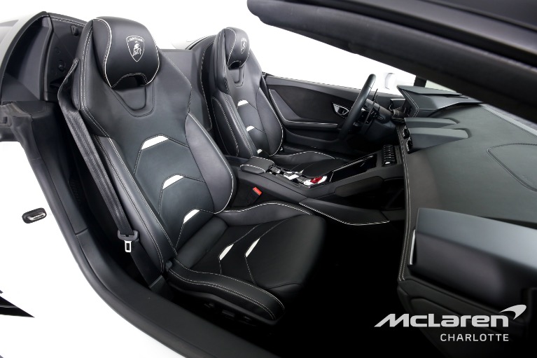 Used-2020-Lamborghini-Huracan-LP-640-4-EVO-Spyder