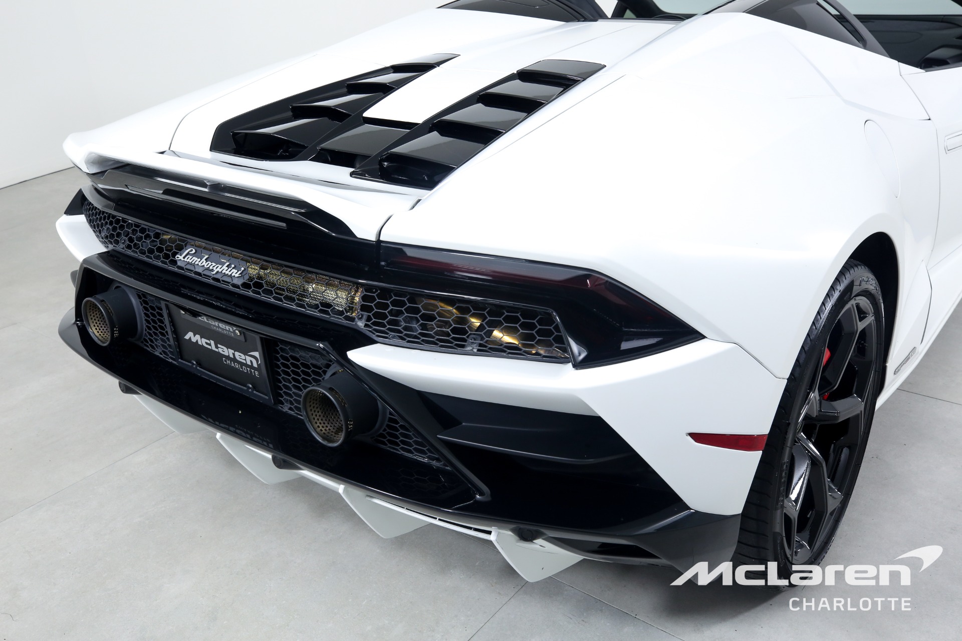 Used 2020 Lamborghini Huracan LP 640-4 EVO Spyder | Charlotte, NC