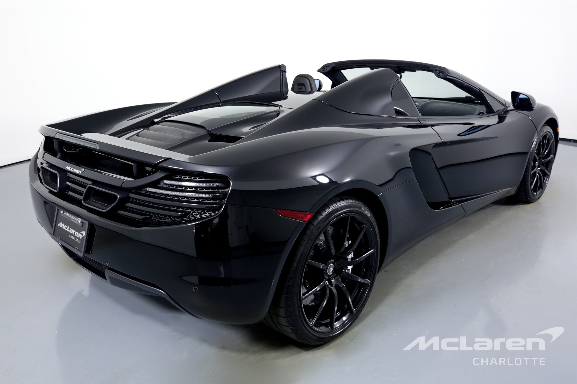 Used 2014 McLaren MP4-12C Spider | Charlotte, NC