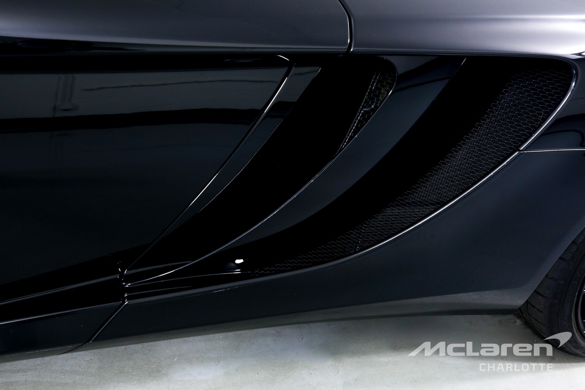 Used 2014 McLaren MP4-12C Spider | Charlotte, NC