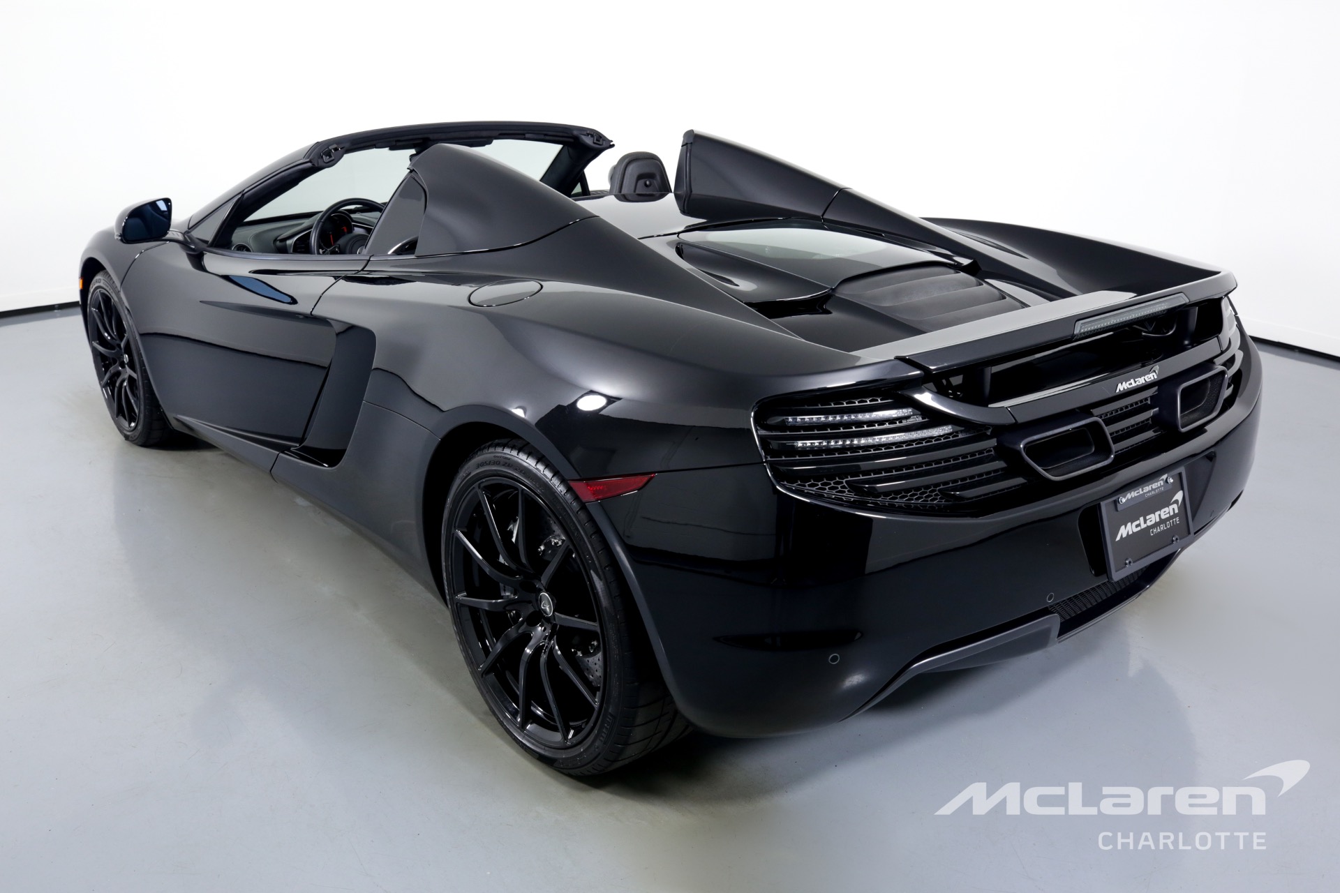 Used 2014 McLaren MP4-12C Spider | Charlotte, NC