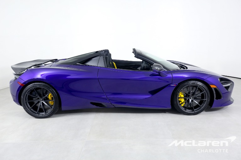 New-2022-McLaren-720S-Spider-Performance