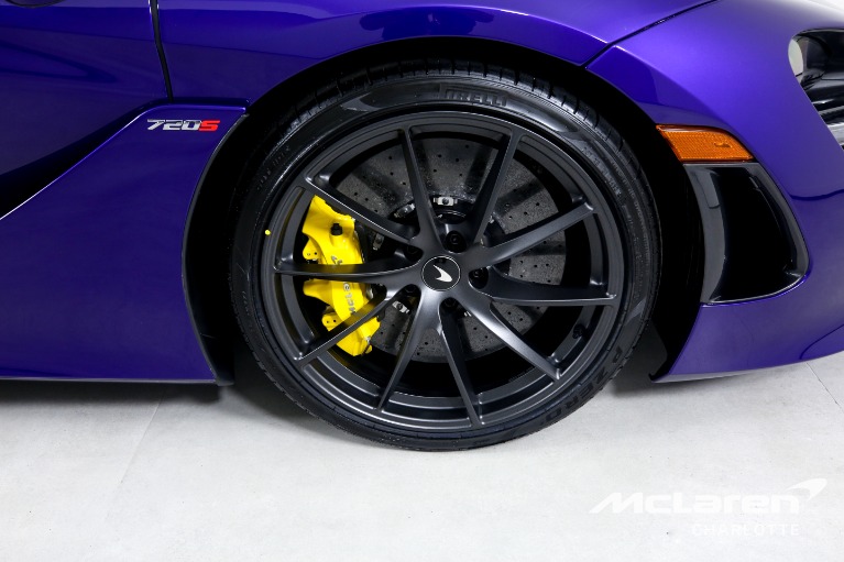 New-2022-McLaren-720S-Spider-Performance