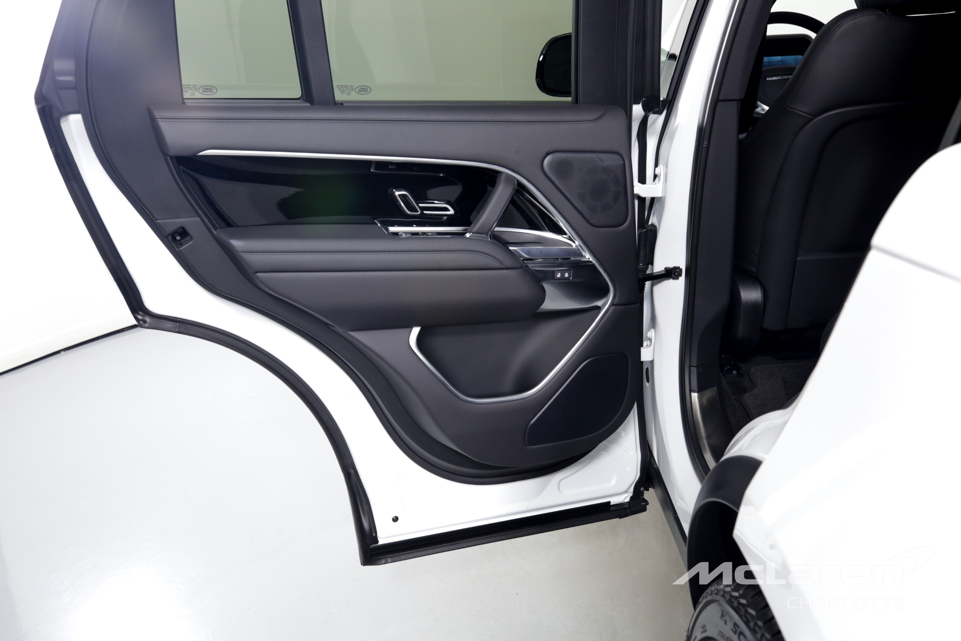 Used 2022 Land Rover Range Rover P400 SE | Charlotte, NC
