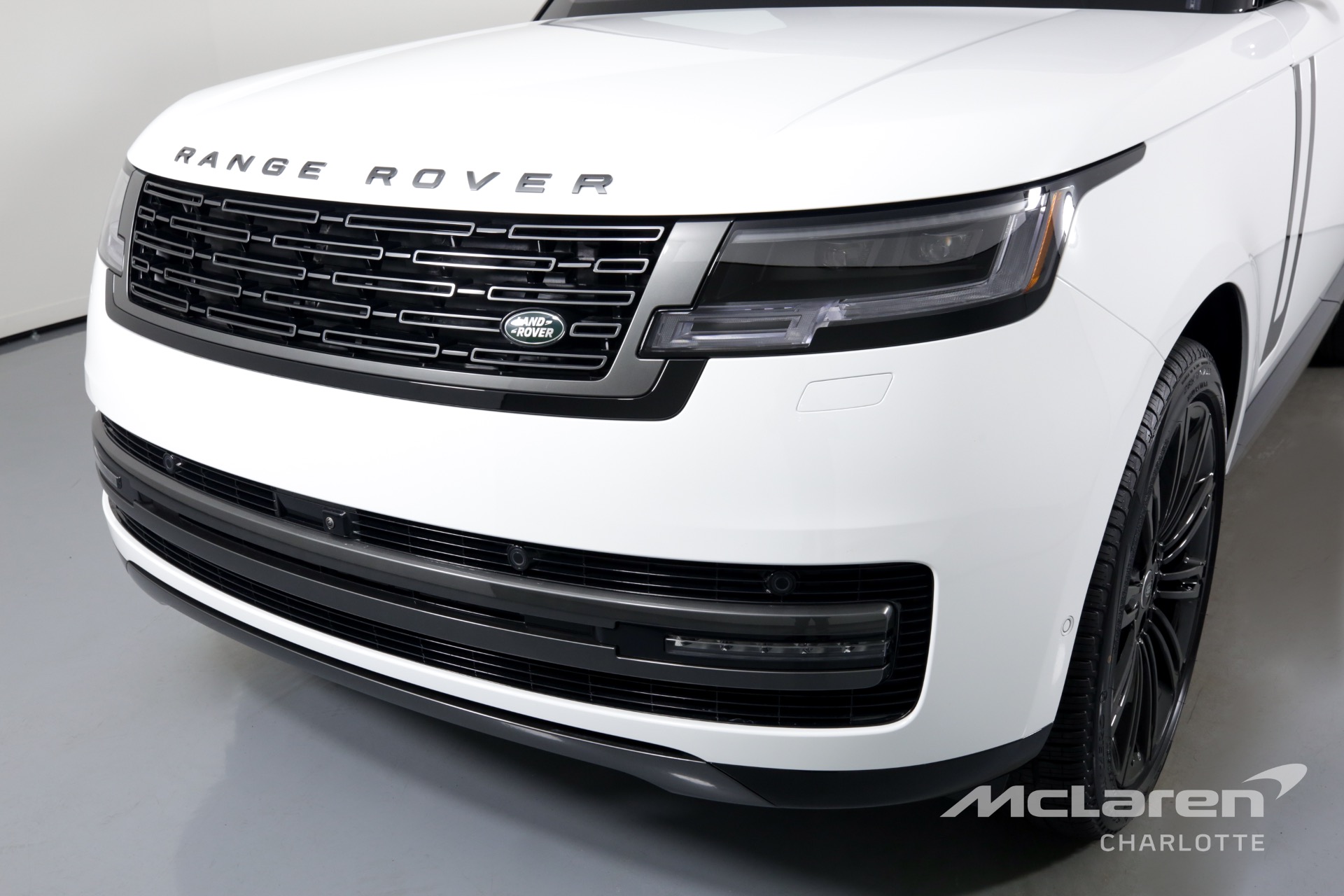 Used 2022 Land Rover Range Rover P400 SE | Charlotte, NC