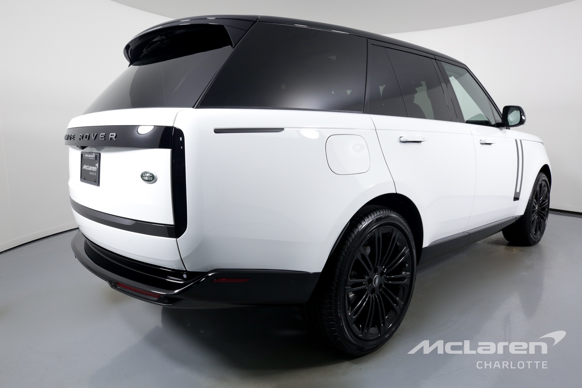 Used 2022 Land Rover Range Rover P400 SE | Charlotte, NC