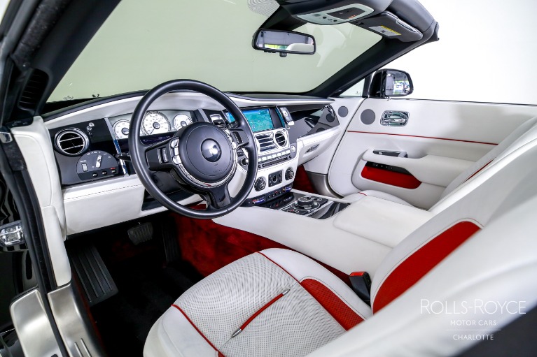 Used-2017-Rolls-Royce-Dawn