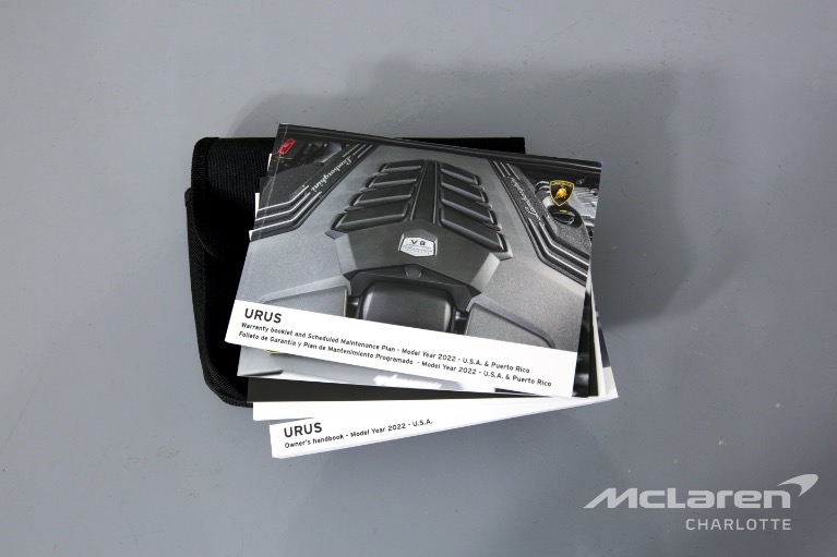 Used-2022-LAMBORGHINI-URUS