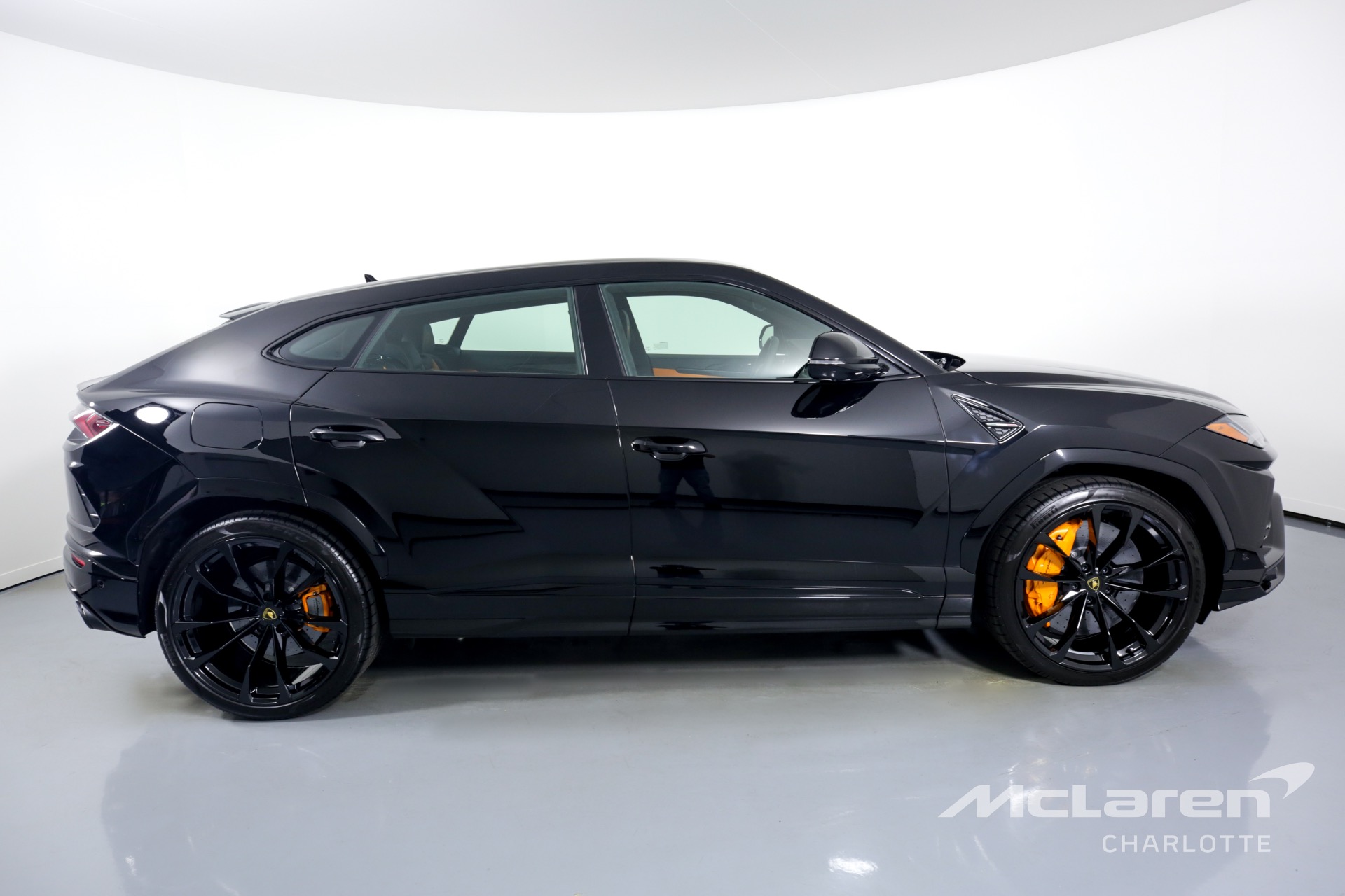 Used 2022 LAMBORGHINI URUS | Charlotte, NC