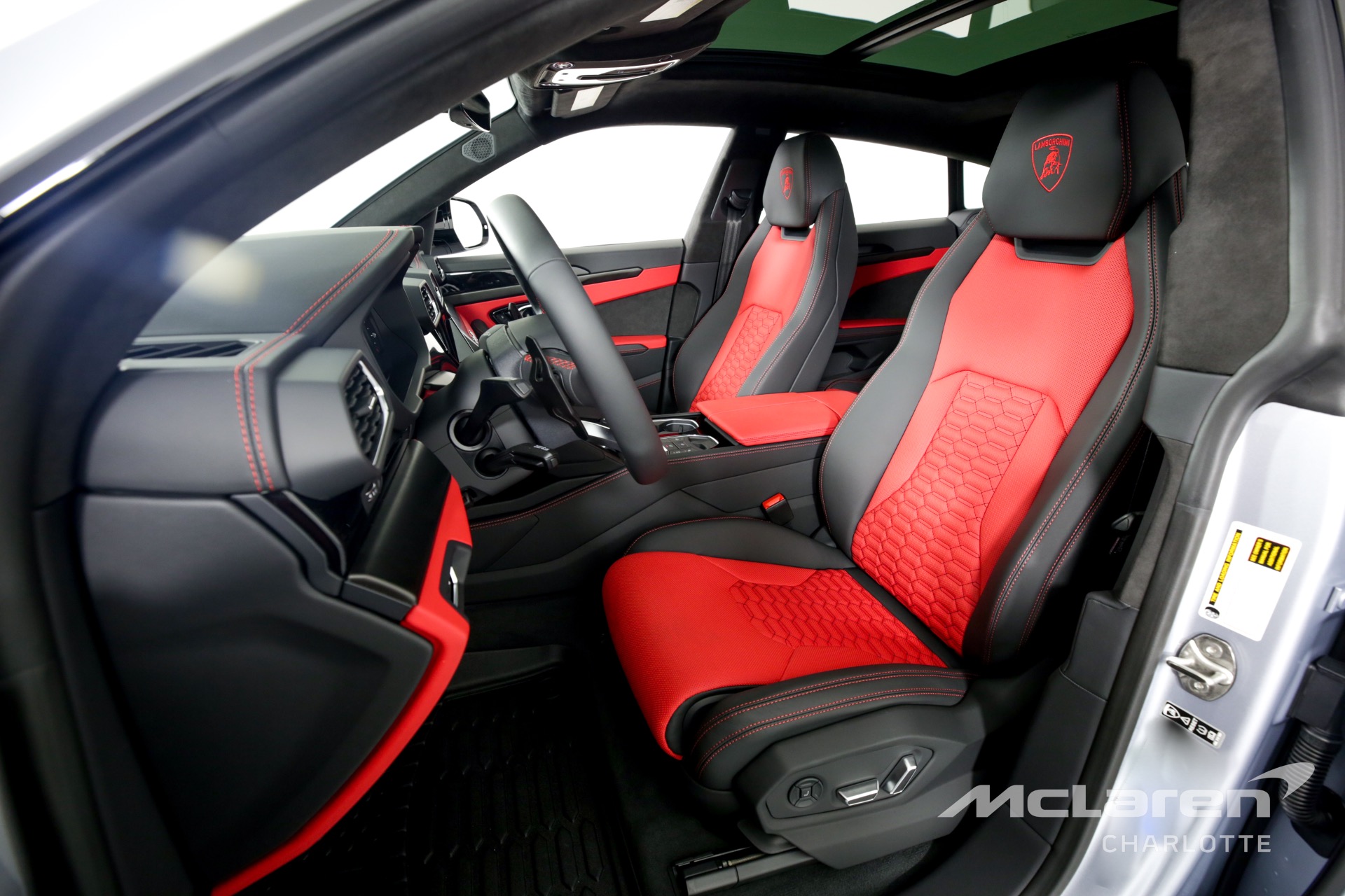 Used 2022 LAMBORGHINI URUS | Charlotte, NC