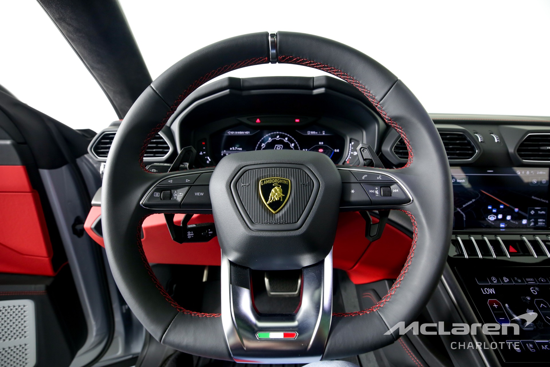 Used 2022 LAMBORGHINI URUS | Charlotte, NC