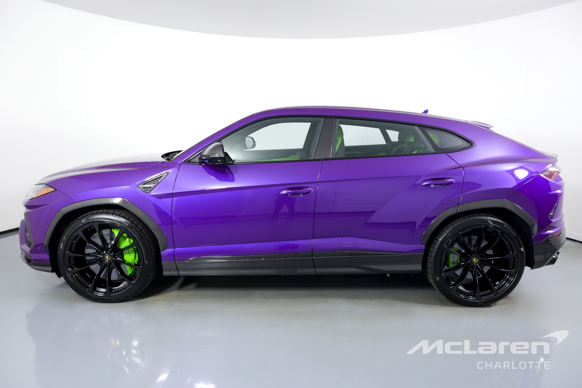 Used 2022 LAMBORGHINI URUS  | Charlotte, NC