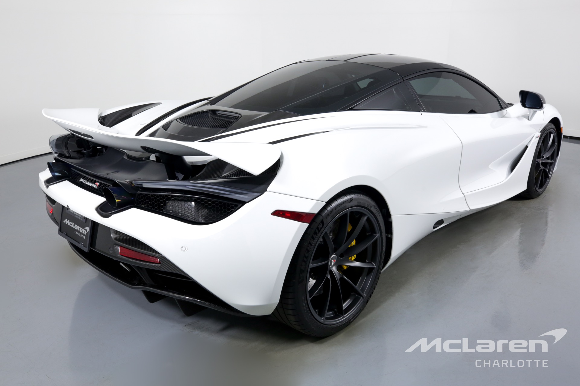 Used 2018 McLaren 720S Performance | Charlotte, NC