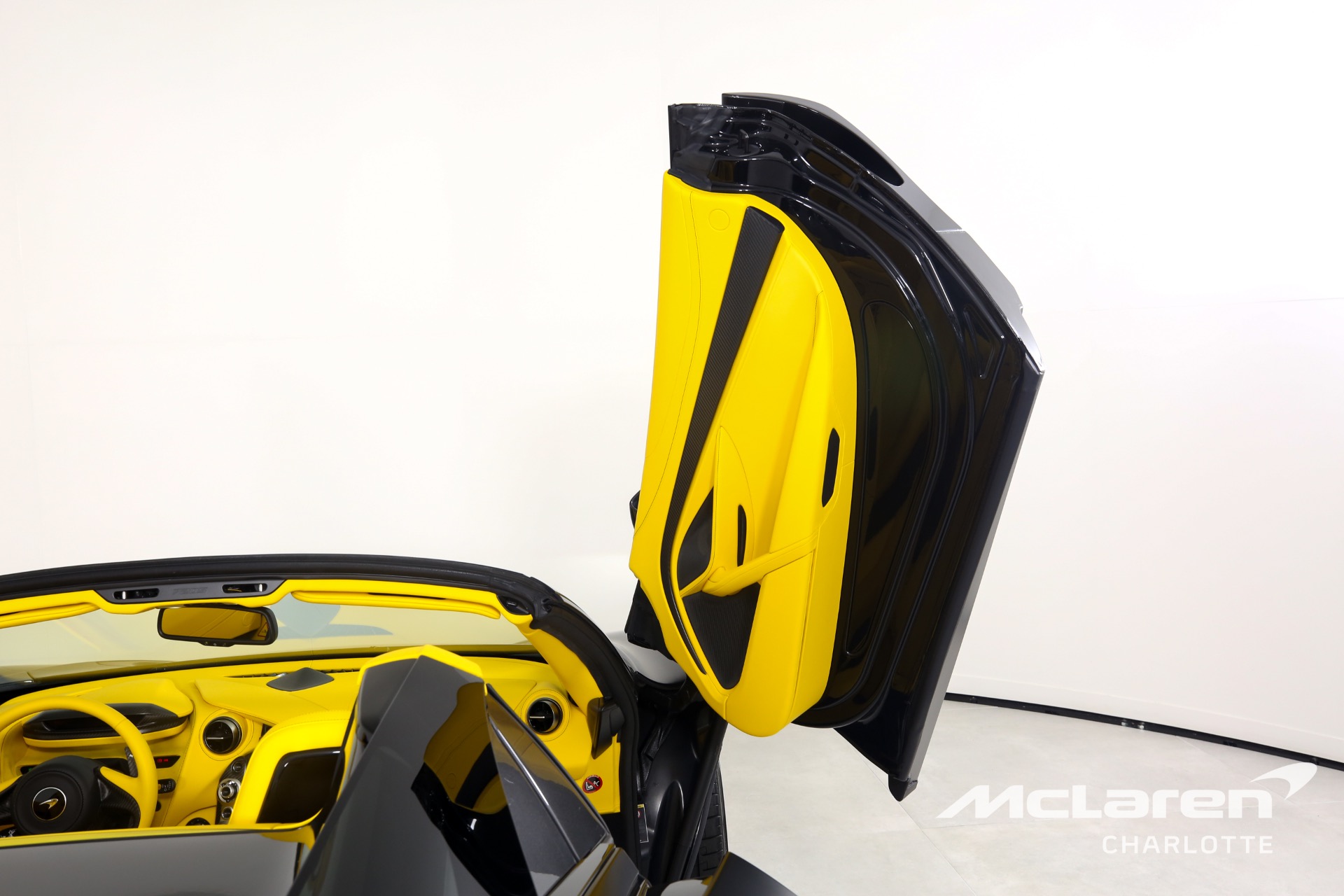New 2022 McLaren 720S Spider Performance | Charlotte, NC