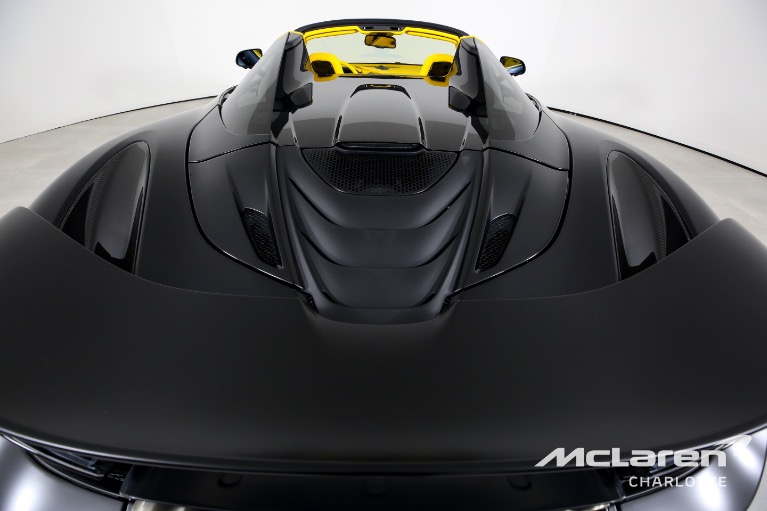Used-2022-McLaren-720S-Spider-Performance