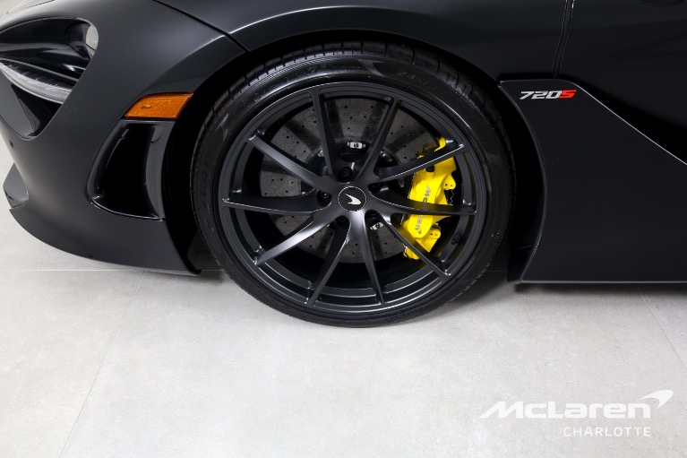 Used-2022-McLaren-720S-Spider-Performance